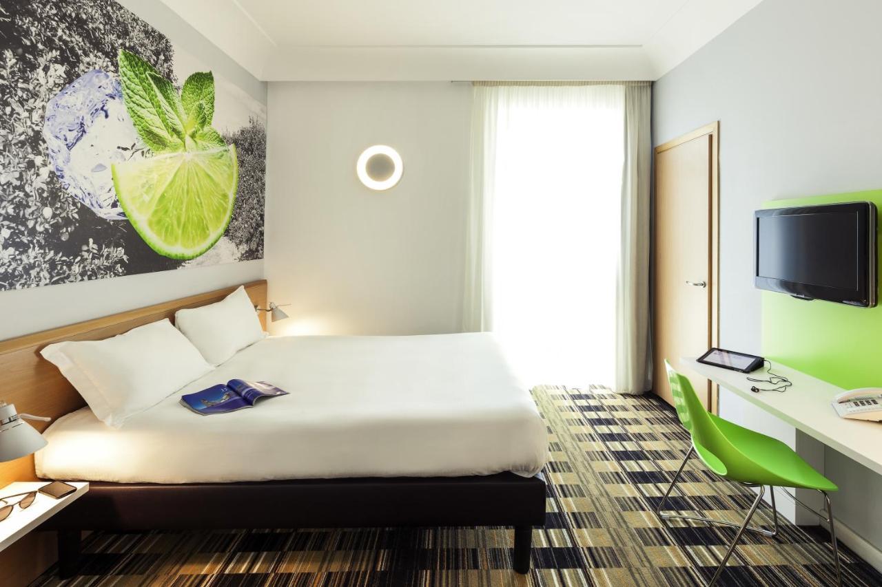 Ibis Styles Napoli Garibaldi Hotel Phòng bức ảnh