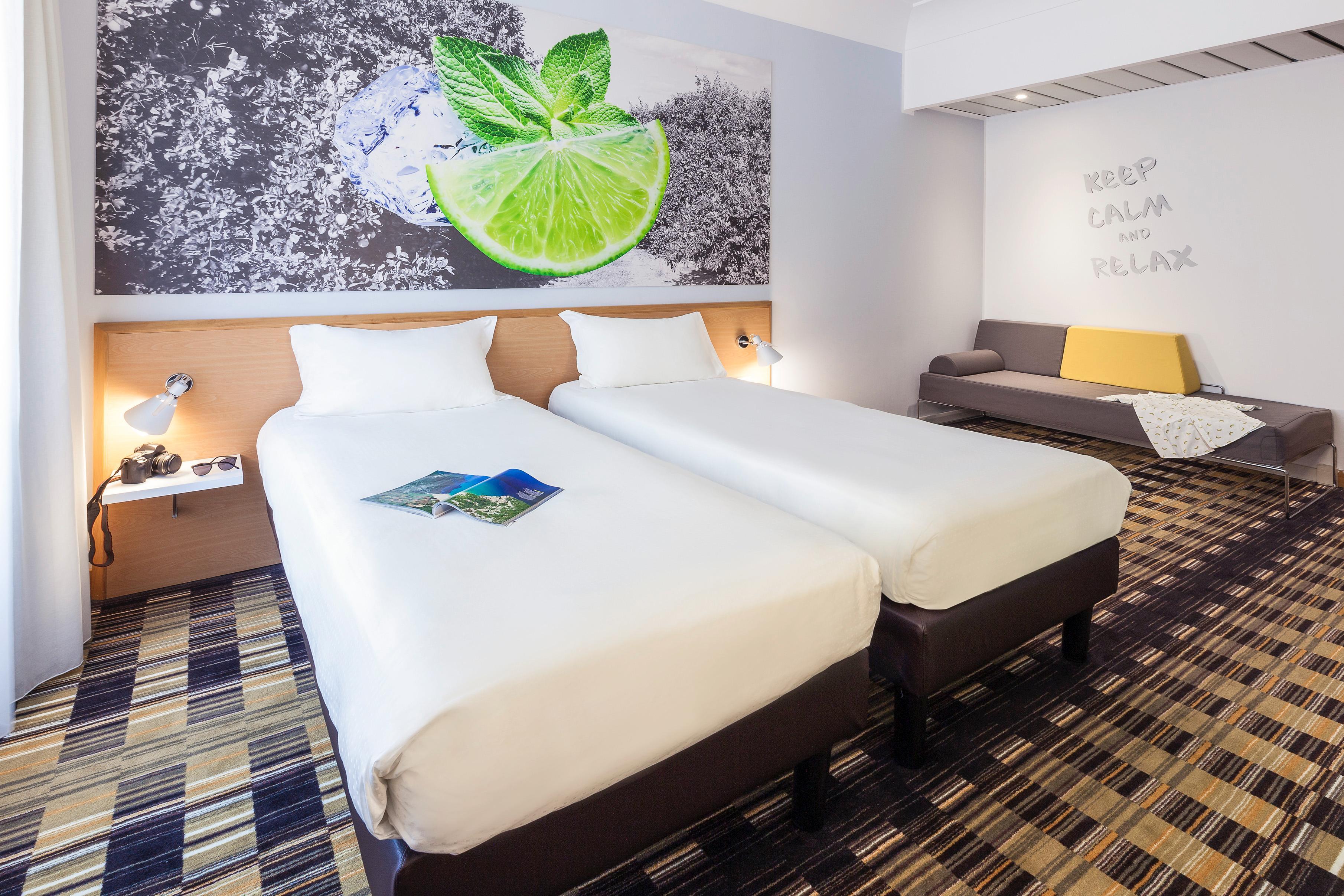 Ibis Styles Napoli Garibaldi Hotel Ngoại thất bức ảnh