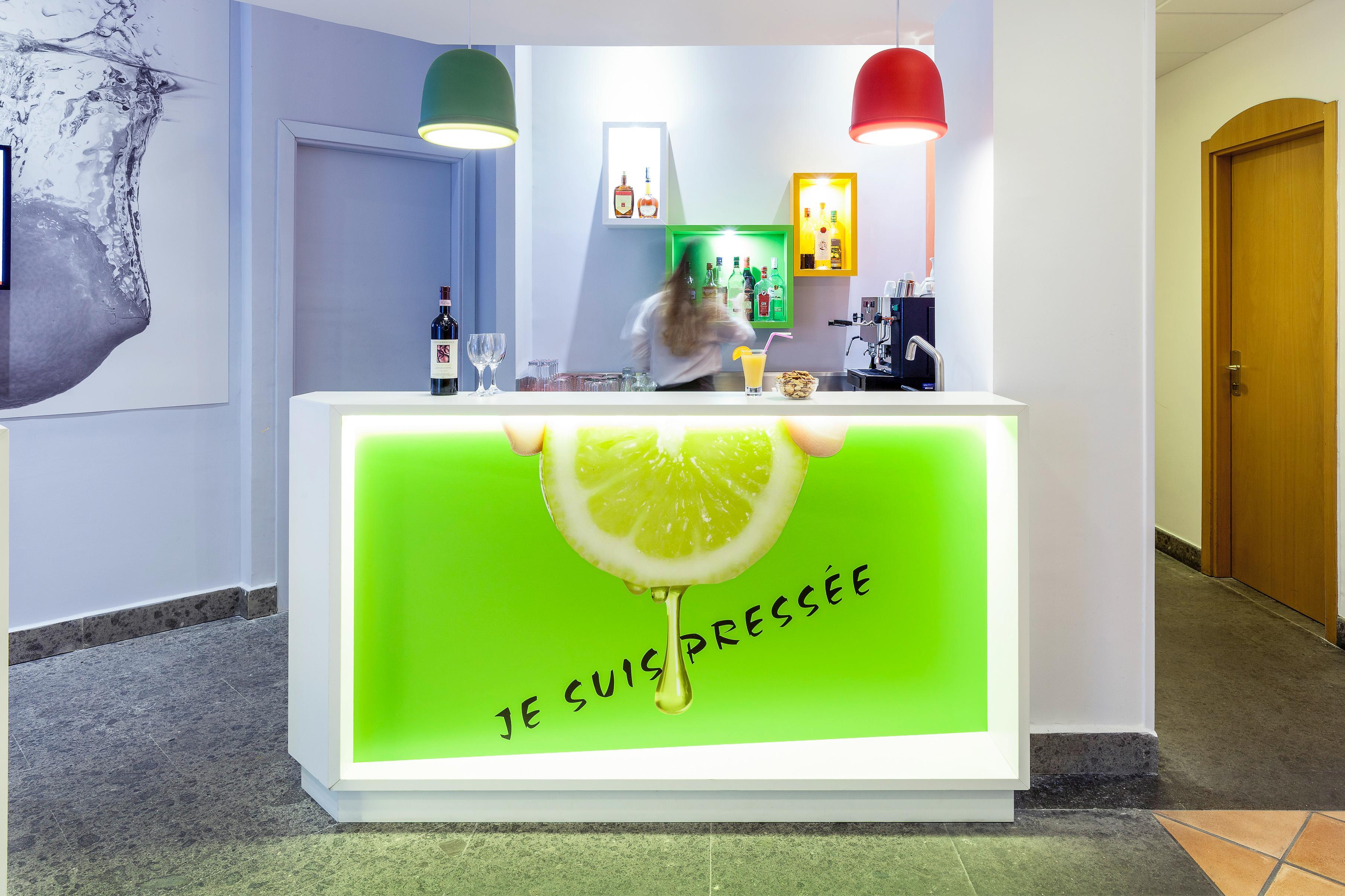 Ibis Styles Napoli Garibaldi Hotel Ngoại thất bức ảnh