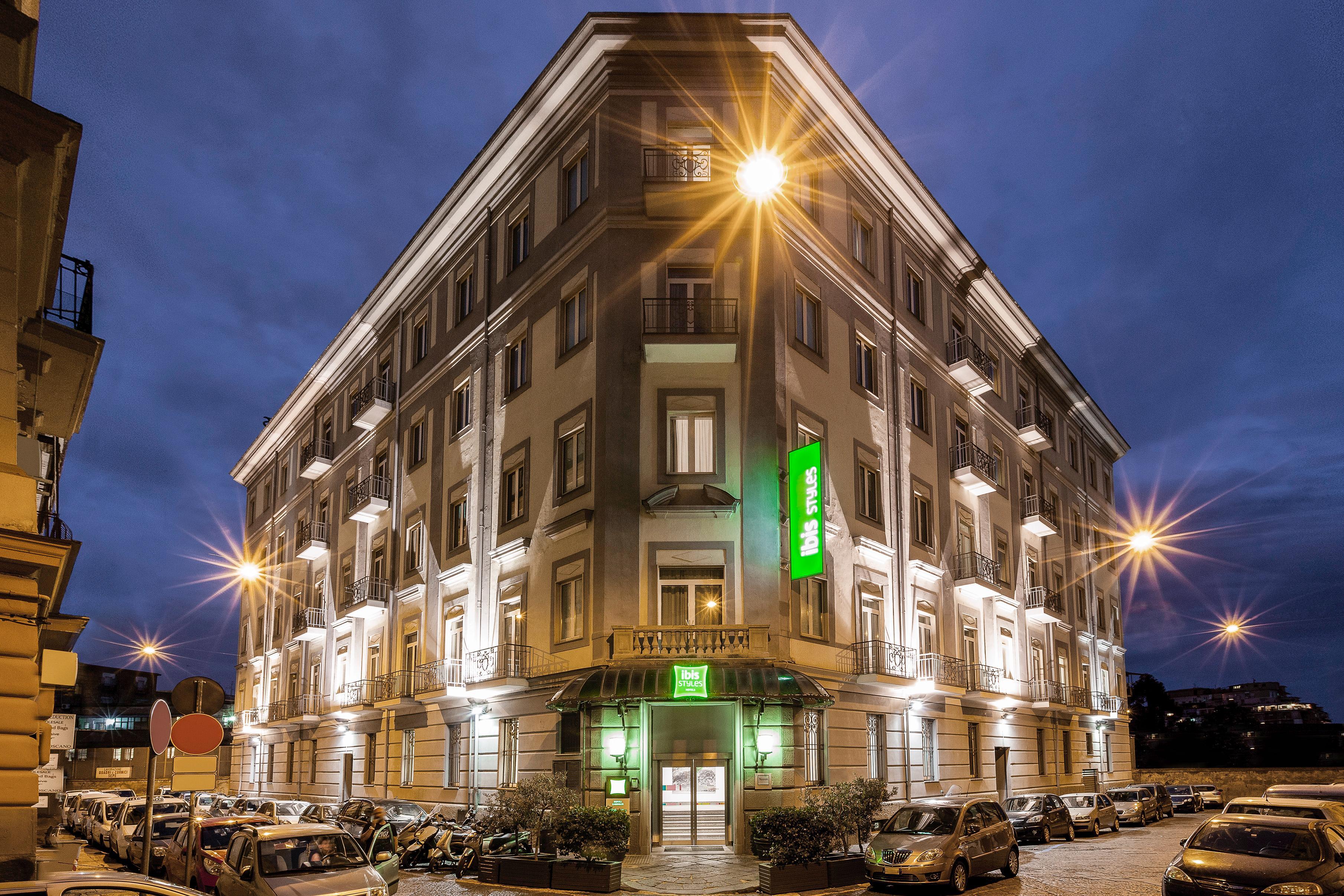 Ibis Styles Napoli Garibaldi Hotel Ngoại thất bức ảnh