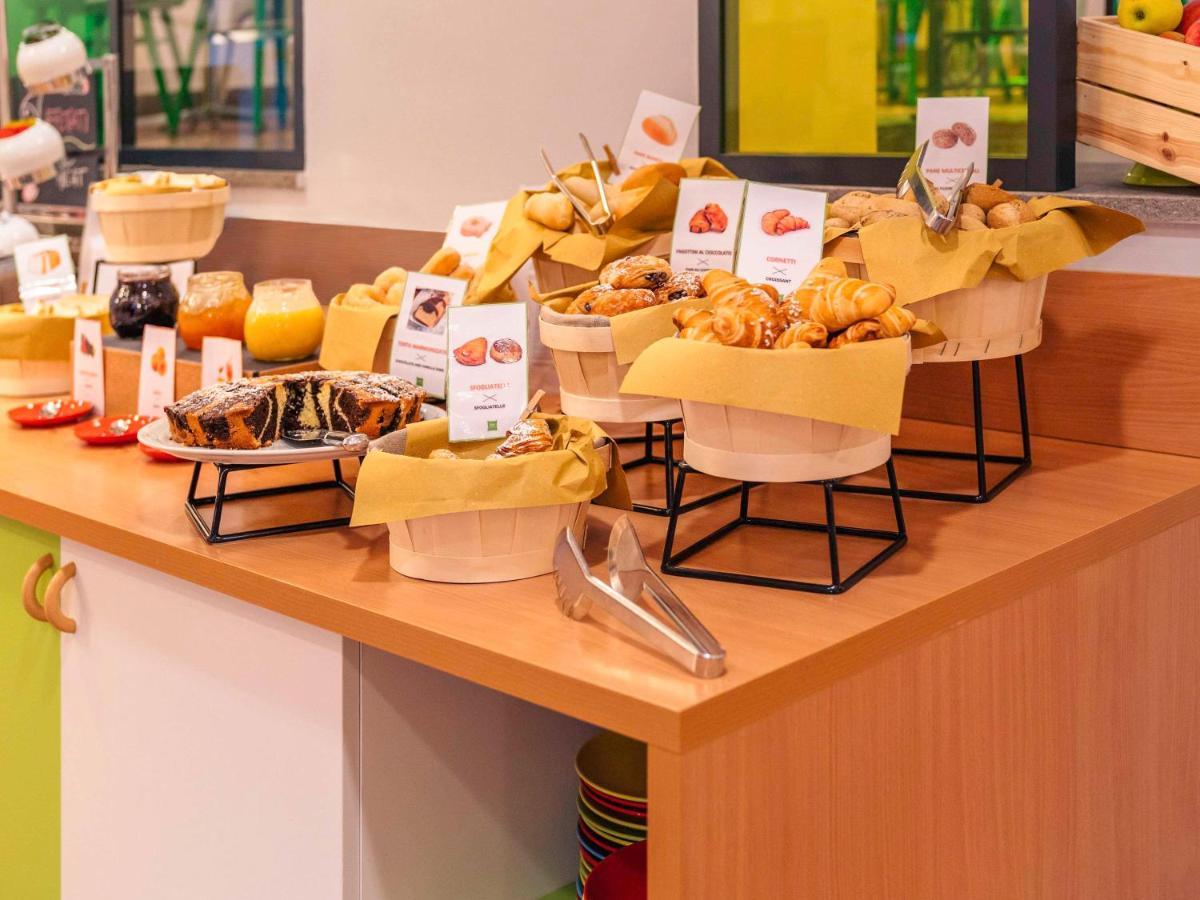 Ibis Styles Napoli Garibaldi Hotel Ngoại thất bức ảnh