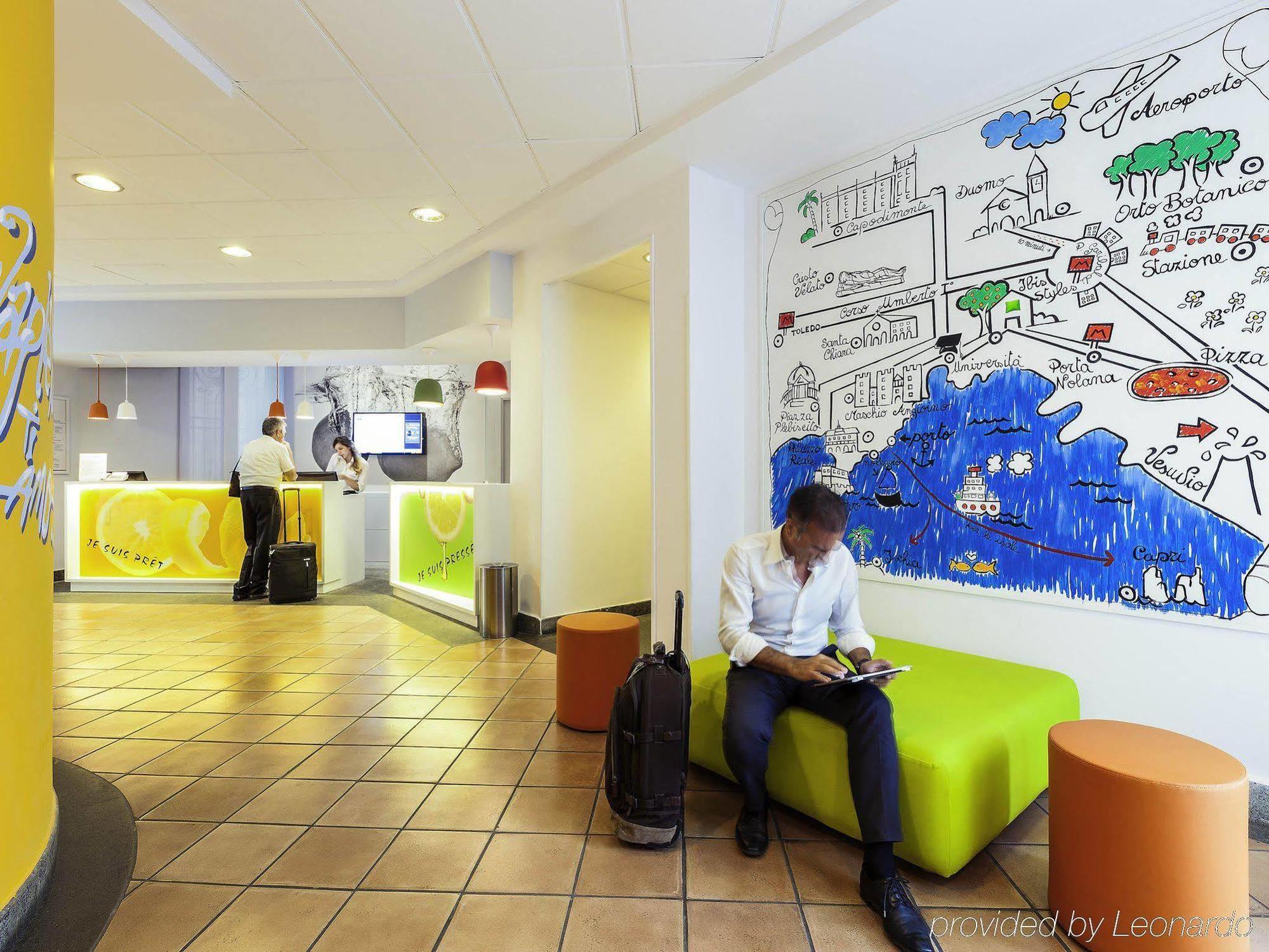 Ibis Styles Napoli Garibaldi Hotel Ngoại thất bức ảnh