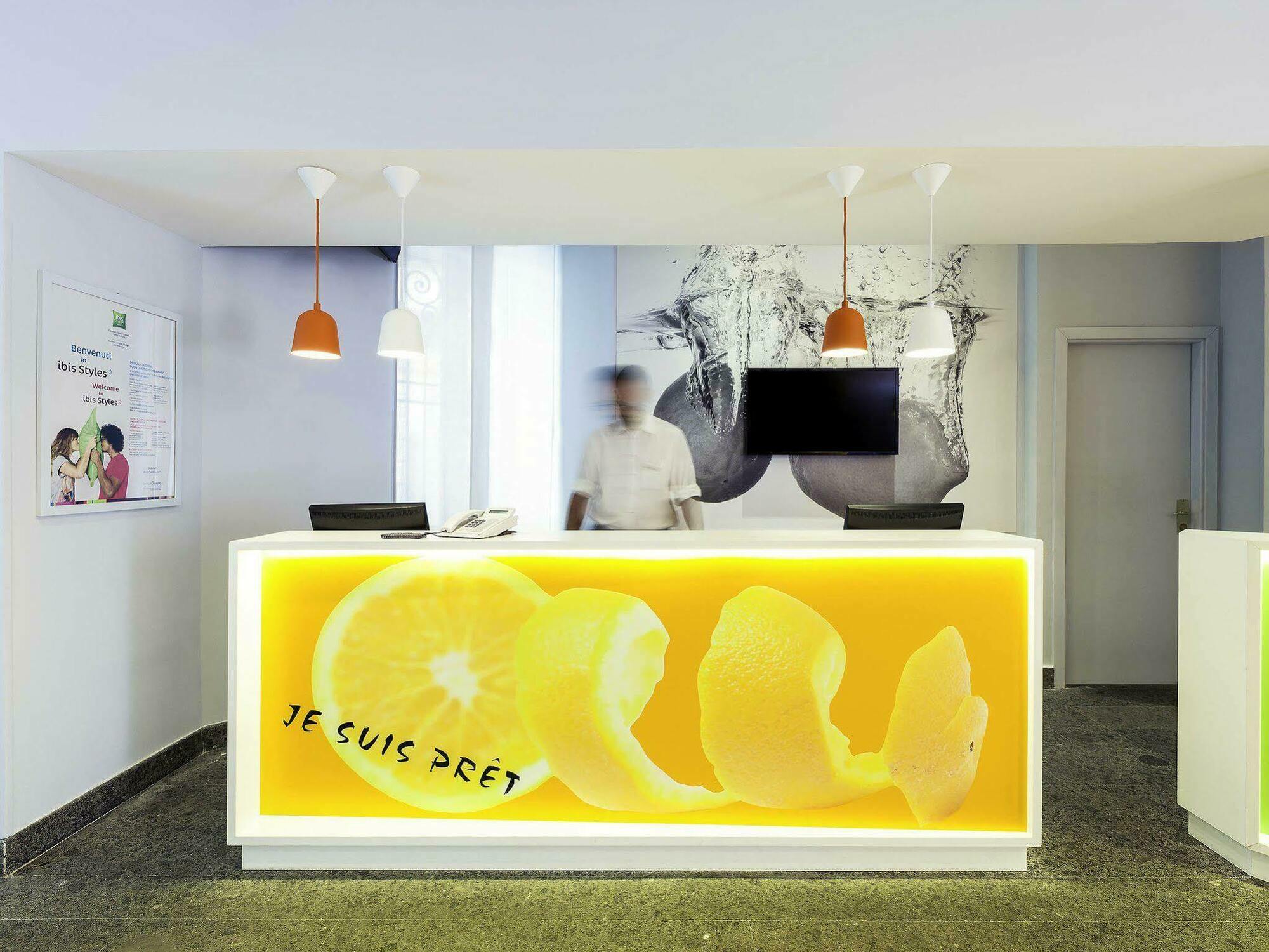 Ibis Styles Napoli Garibaldi Hotel Ngoại thất bức ảnh