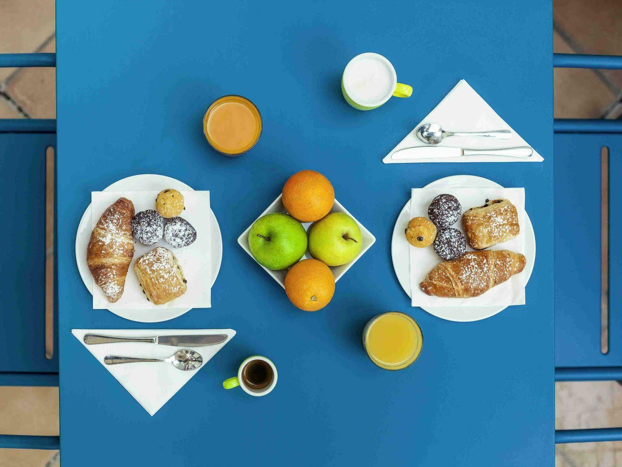 Ibis Styles Napoli Garibaldi Hotel Ngoại thất bức ảnh